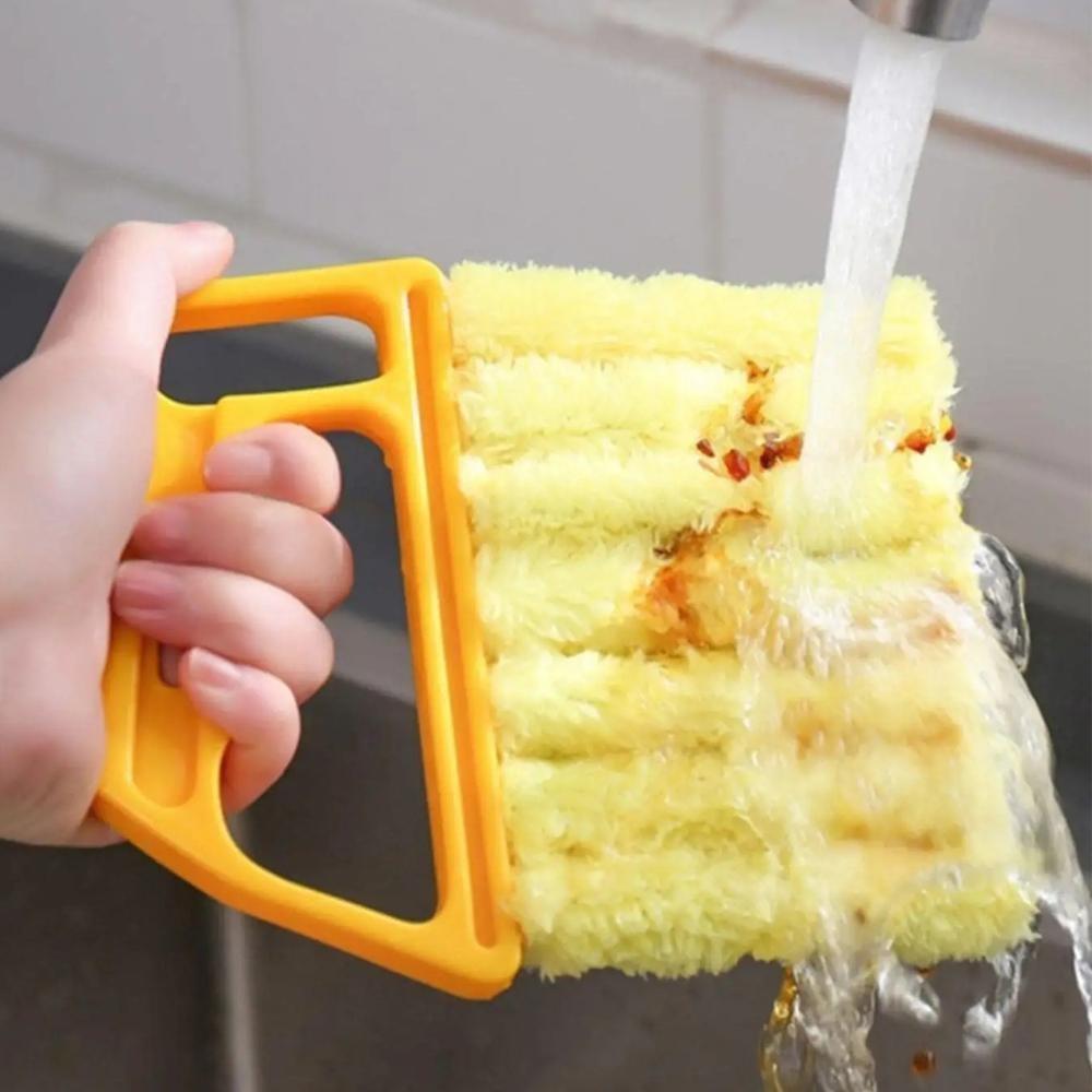 Window Blind Cleaning Brush, 2-Pack Handheld Plastic Cleaner, Car Accessory & Air Vent Cleaning Tool, Efficient Dust Removal Solution