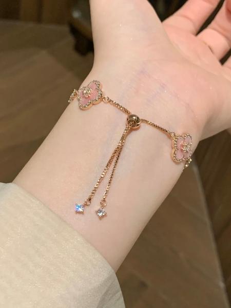 Women's Four-Leaf Clover Bracelet with Sparkling Quartz, Adjustable Allergy-Free Waterproof Design, Rose Option Available, Flower Design Bracelet
