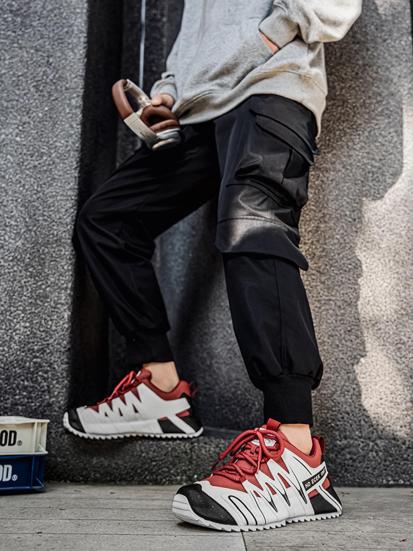 Unisex Black & White Sports Sneakers: Versatile Comfort + Breathable Upper, Daily Commute Casual Shoes