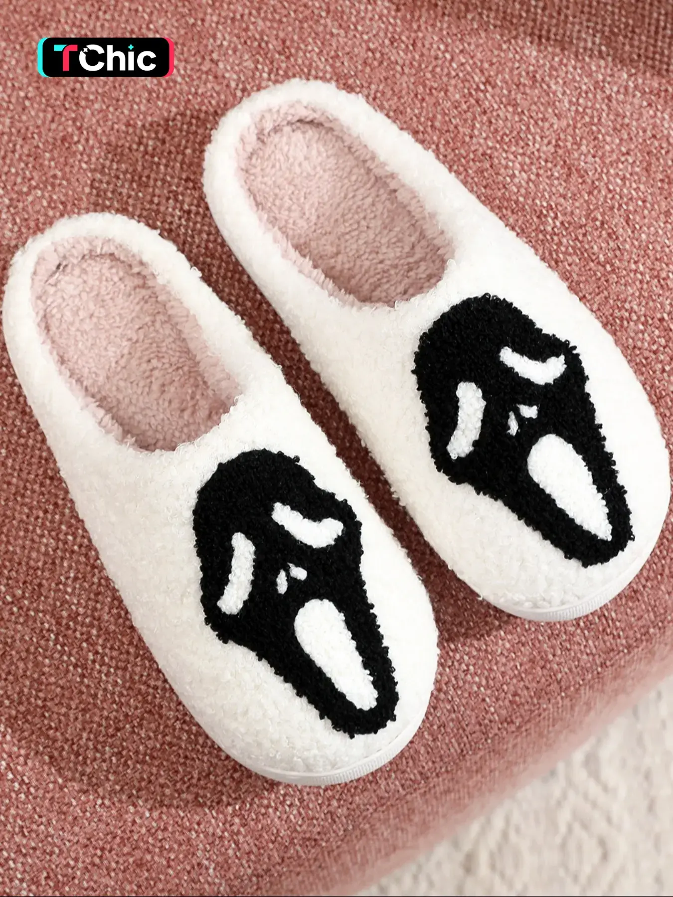 Punk Style Halloween Skull Plush Slippers, Casual Slipper Shoes, Casual Fashion Slippers, Soft Comfortable Home Shoes, Indoor Slippers for Men & Women, House Slipper, Perfect Gift for Christmas & Winter