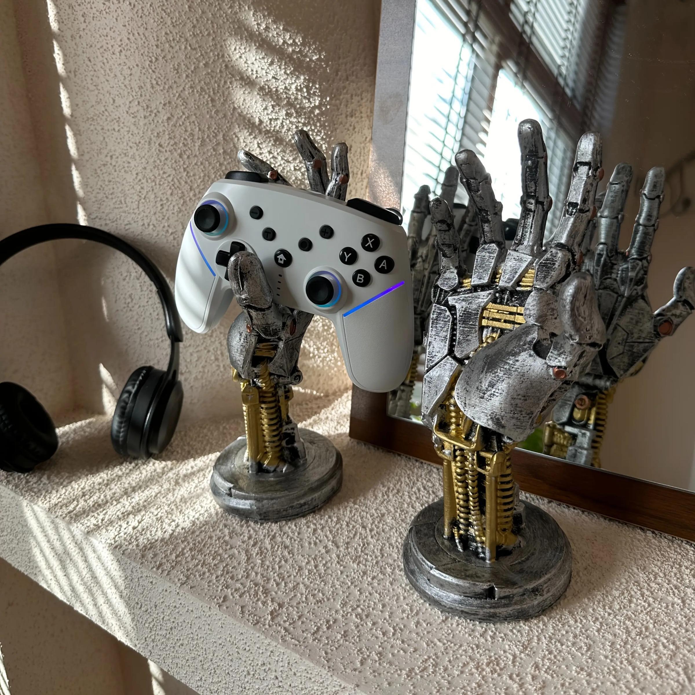 1PC Cyberpunk 3D Printed Game Controller Stand 🕹️ - Adjustable ABS Desk Organizer for Controllers/Phones, Multi-Functional Gamer Accessory, Black Friday Deal: Ideal Halloween & Back-to-School Gift 🎁