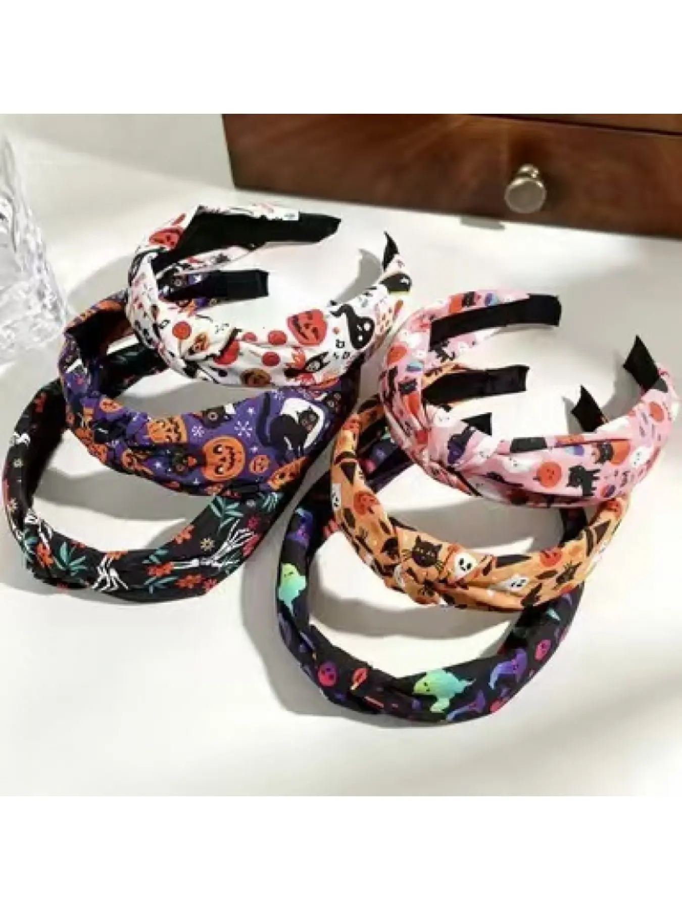 Halloween Decorative Knotted Headband, Soft Wide Fabric Hair Accessory with Funny Pumpkin and Skull Prints for Festival Cosplay and Parties