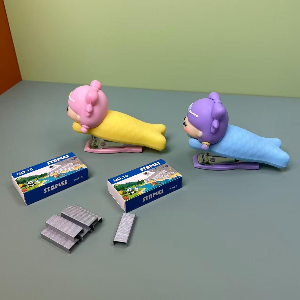 Mermaid Cartoon Stapler Set with 500 Staples, Comfortable Binding, Versatile, Ideal for Home School Office Classroom Supplies, Cute Design, Essential Stationery
