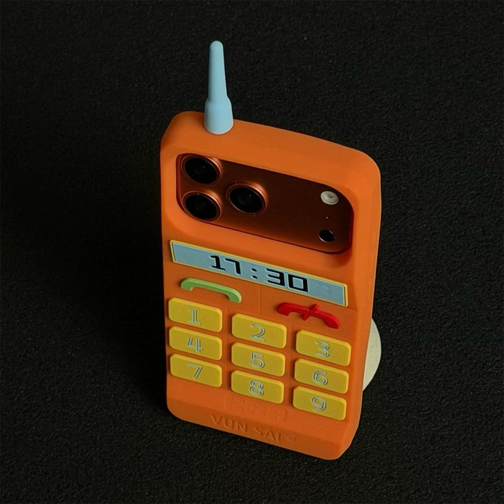 [Broad] ins orange big brother soft silicone three-dimensional application iPhone17promax mobile phone case Cover Apple 16 all-inclusive anti-drop 1543 spoof strange fun toys 15plus gifts
