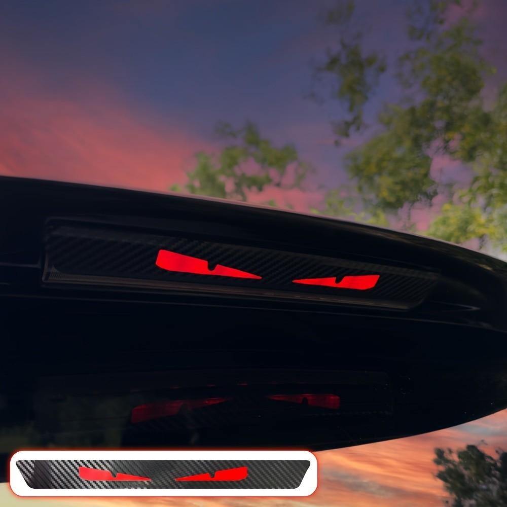 Monster evil eye car tail light sticker, flashing fangs eyes, easy-to-apply vinyl sticker, high visibility at night, fun car decoration
