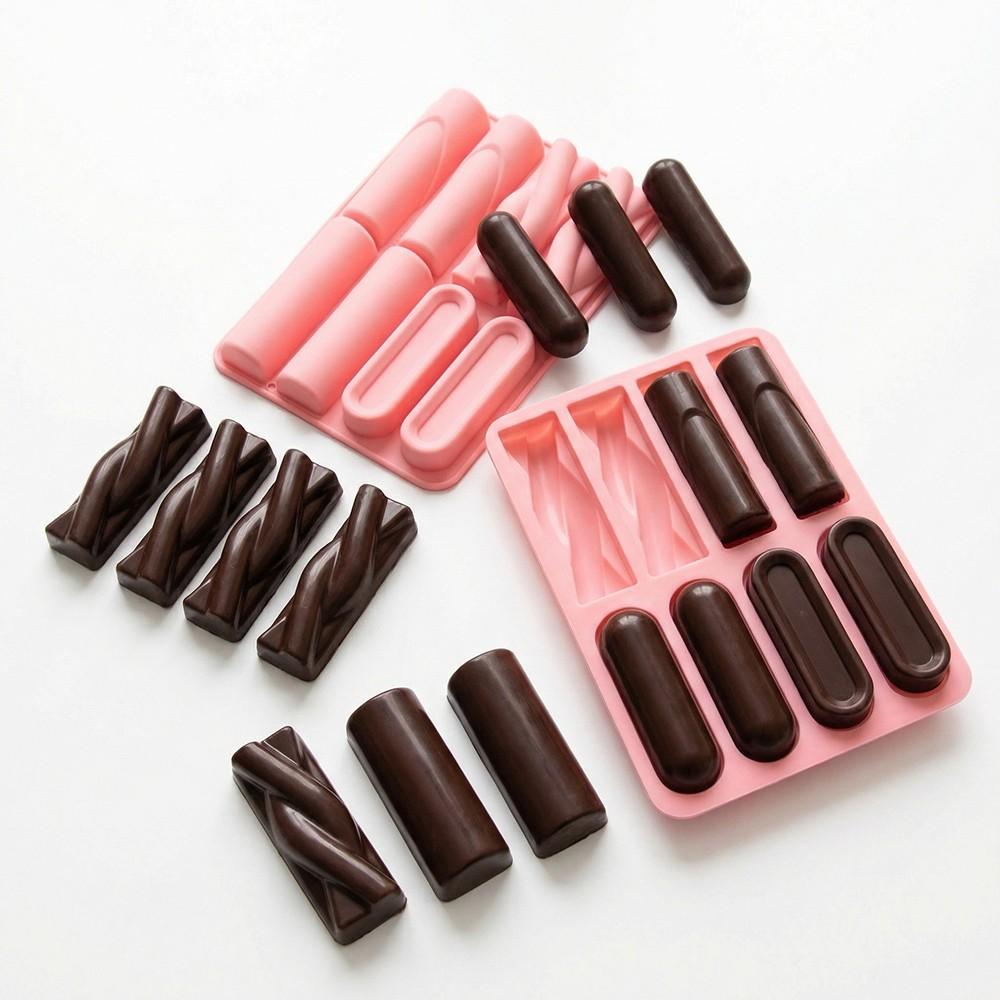 3pcs 8-Cavity Long Rectangle Silicone Cake Molds, 3D Chocolate Cream Cake, Brownie, French Dessert Mold, Baking Tools