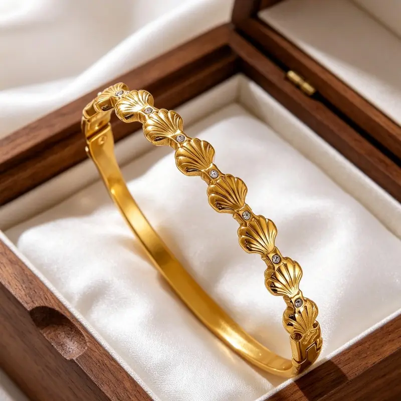 Shell patchwork bracelet
