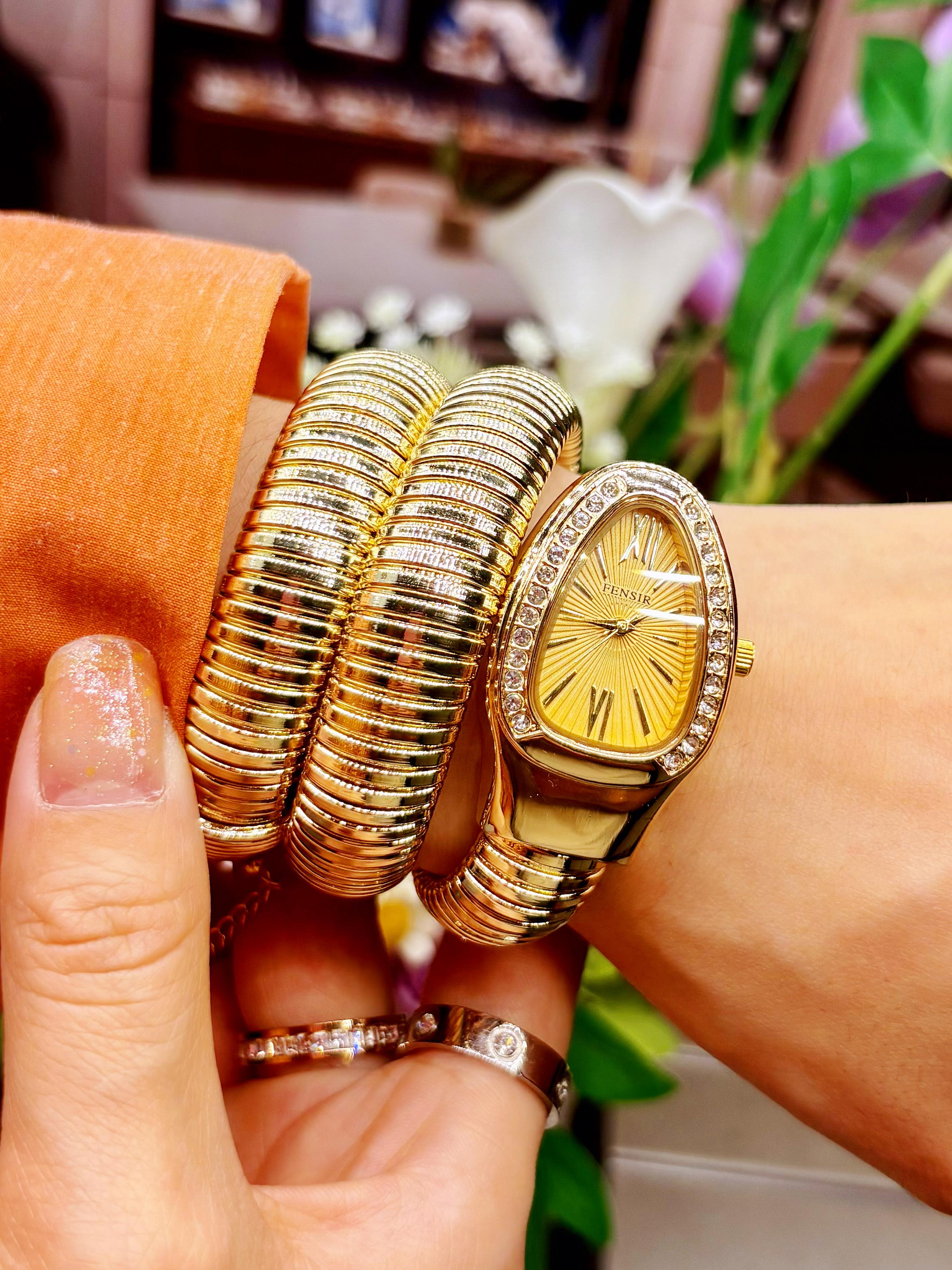 French Vintage Snake Bracelet Watch, Full Diamond Bezel, Roman Numerals Dial, Elastic Steel Band, Elegant Daily Wear, Business & Date Watch