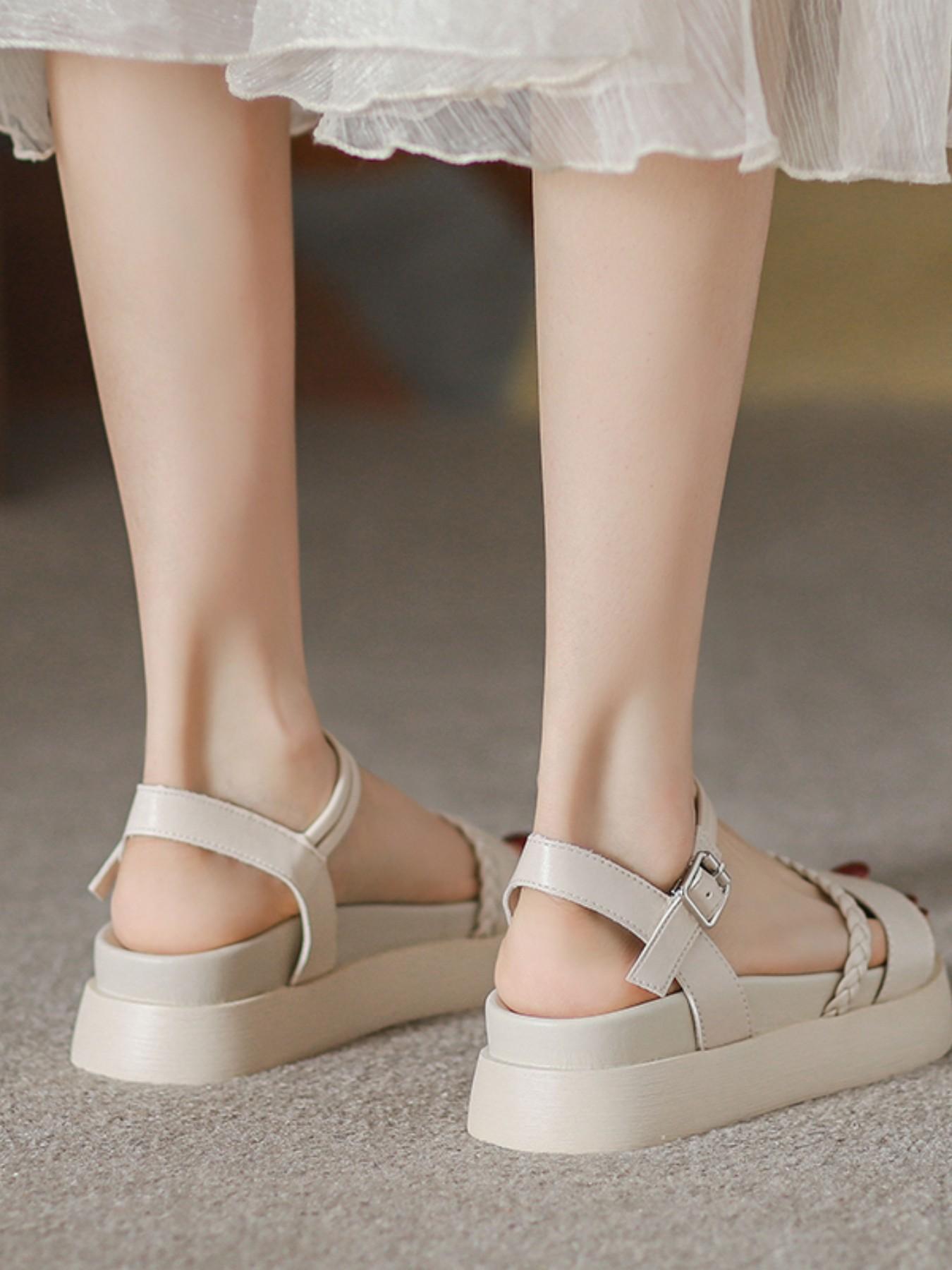 Women's Thick Sole Sandals, Summer New Arrival, Beach One-Strap, Casual Versatile Flip Flops, Perfect for Skirts, Trendy Outdoor Shoes