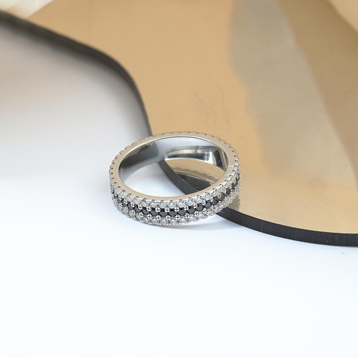 Delzzad Handmade Pave Ring Band Black and White Synthetic Moissanite S925 Christmas Gift