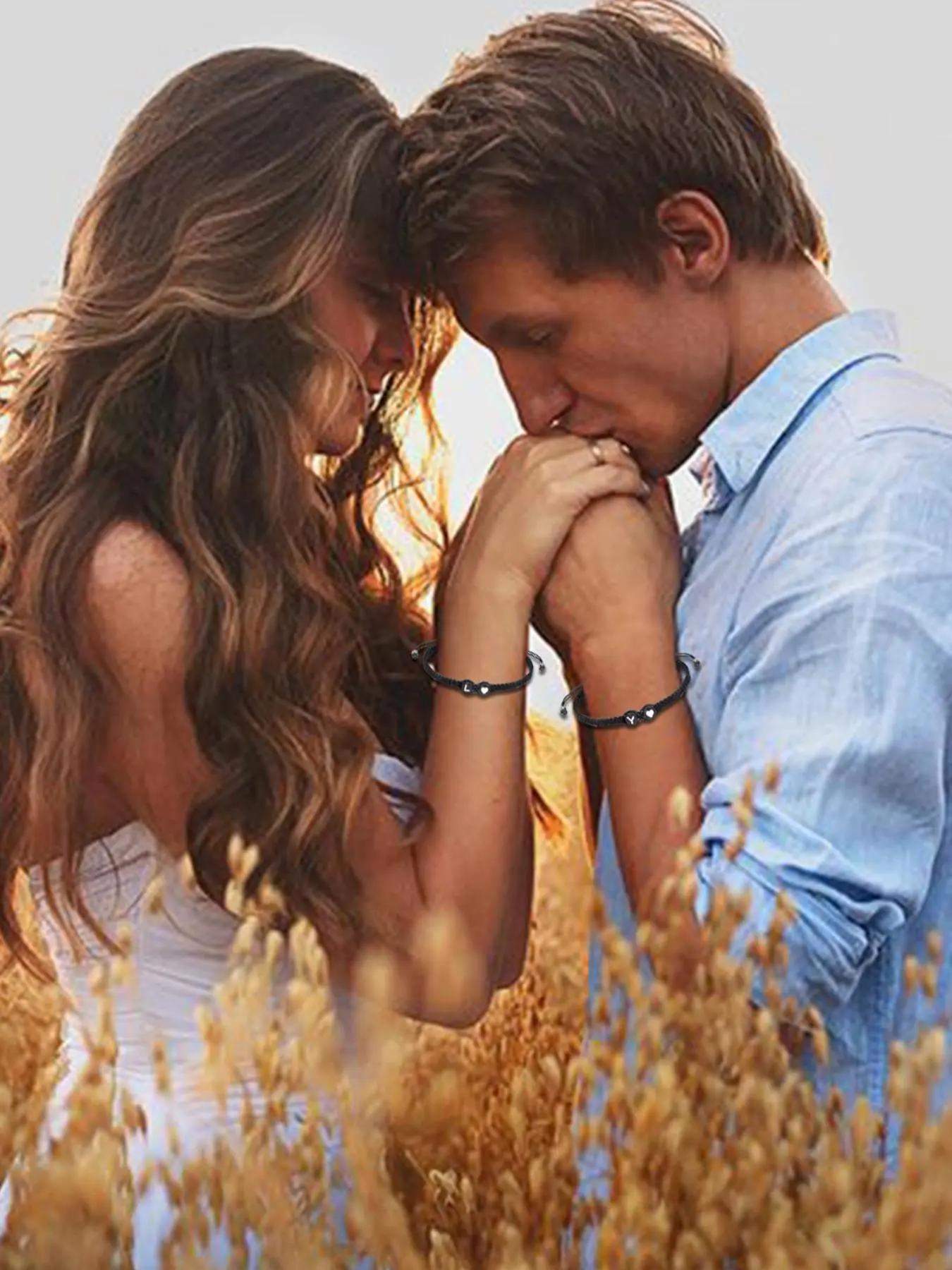 Single 26 English Letter Love Weaved Letter Link Bracelet, Fresh Forest Style, Customizable Letters/Tight Weave Without Snagging, For Daily Commute Wear/Girlfriends' Personalized Gifts, Suitable for Young Girls Who Love Exclusivity, Heart Shaped Bracelet