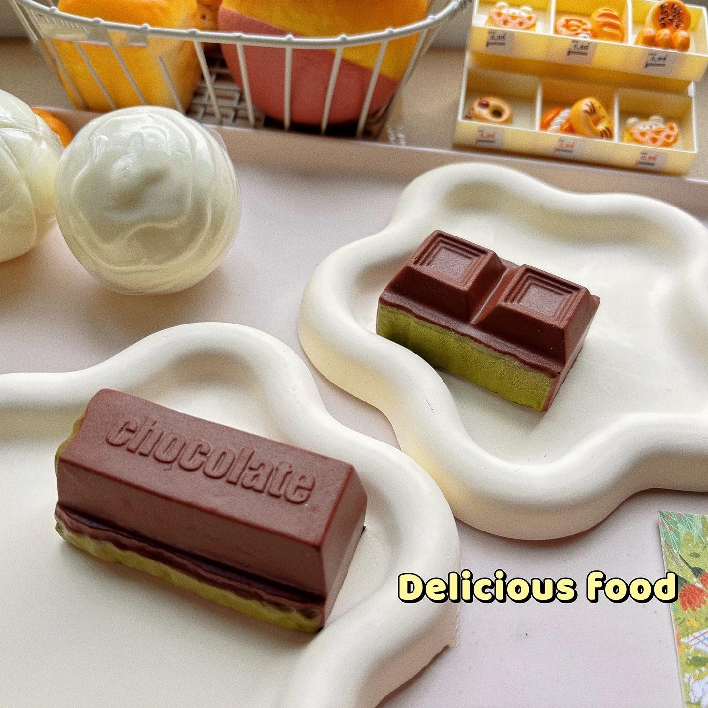 Realistic Chocolate Prop, Stress Relief Toy with Chocolate Scent, Office Fidget Tool, Sweet Shop Decoration, Prank Toy, Best Gift