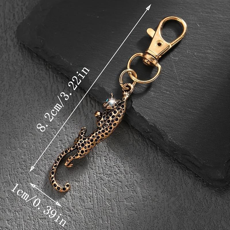 1pc European-American Vintage Minimalist Leopard-Shaped Bag Charm Keychain - Gold-Colored Chain-Attached Fashion Accessory, Keychain for Car Keys & Men’s Bags