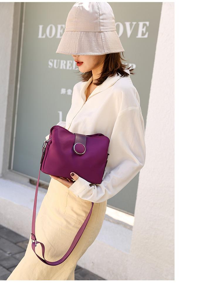 Elegant Crossbody Handbags for Women, Solid Oxford Cloth Commuter Bag with an Adjustable Wide Strap and Ring Accent, Crossbody Bags For Women, Hangable, Casual Commuting Bag, Casual Shoulder Purse