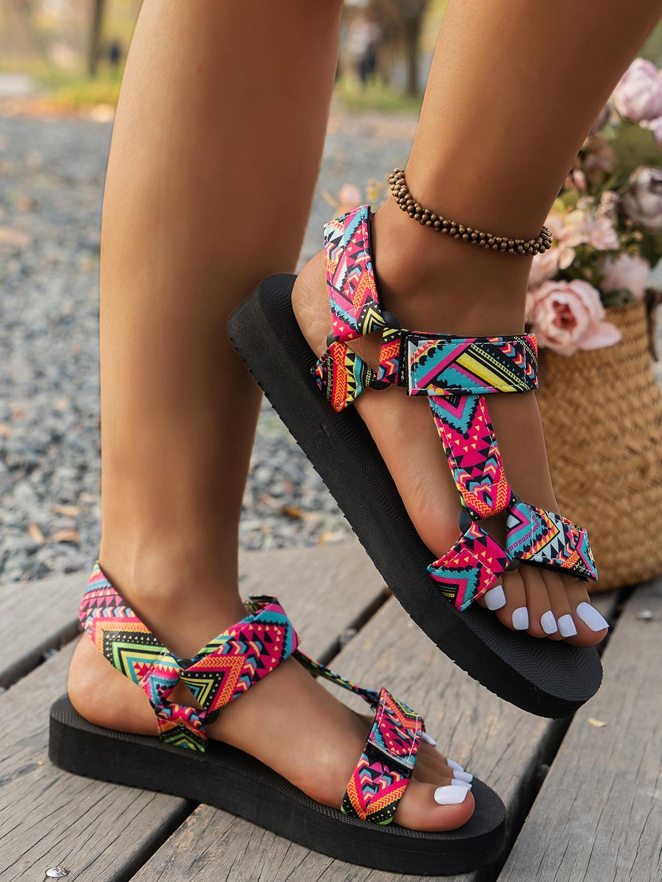 Women's Fashionable Ethnic Pattern Design Stylish Round Toe Flat Sandals Back To School, Girl Soft-soled Velcro Sandals, Summer Beach Shoes, Comfort Footwear