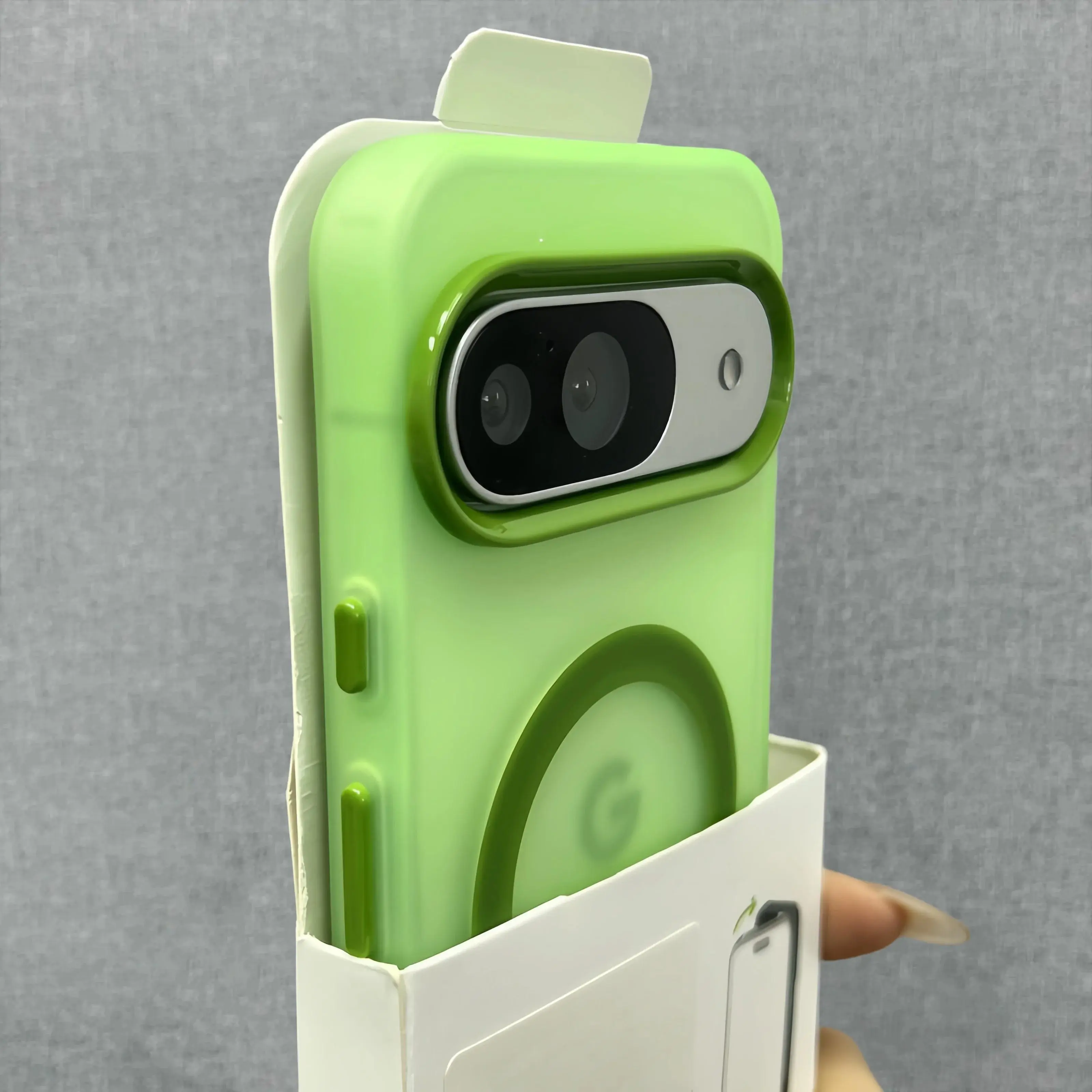 New Magnetic Wireless Charging Case For Google Pixel 10 9 Pro XL 10A 9A 8 8Pro 8A Candy Cor Matte Translucent Shockproof Cover