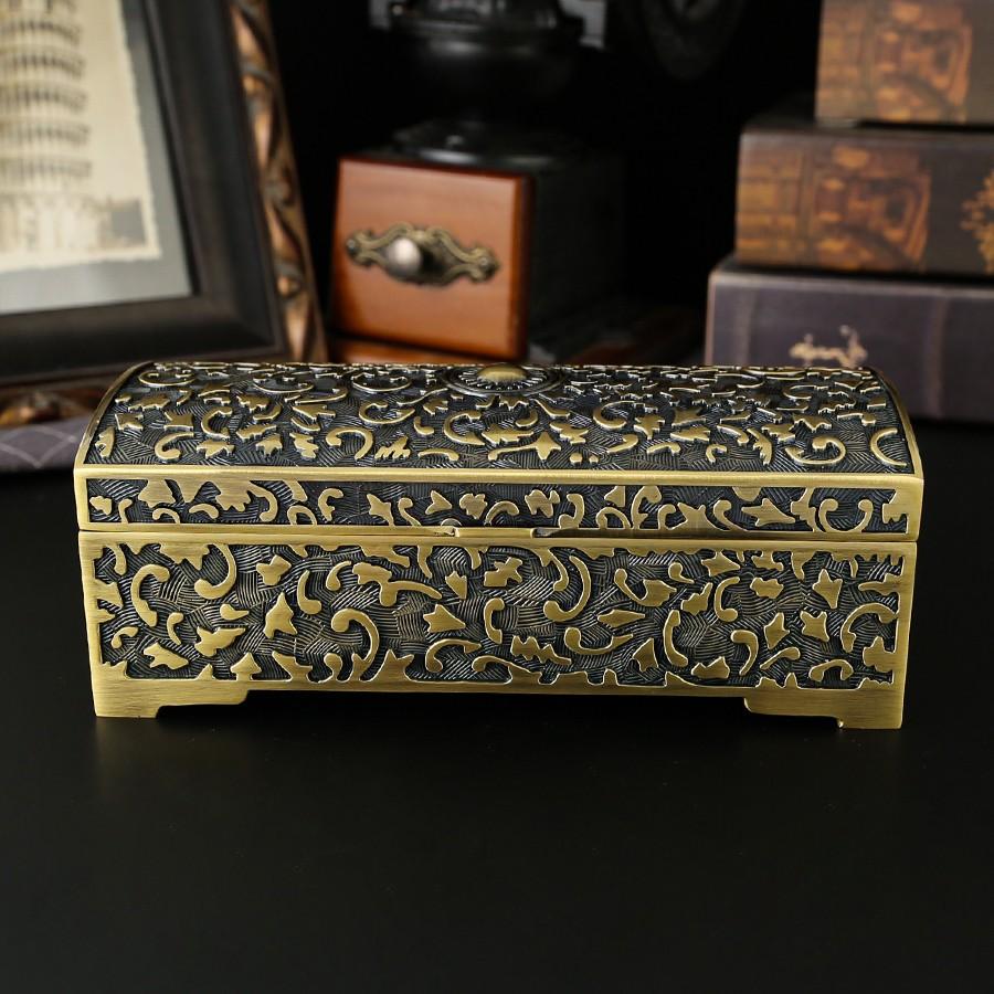 Vintage Engraved Jewelry Box | Luxury Antique Storage for Necklaces, Rings & Earrings | Dustproof Organizer