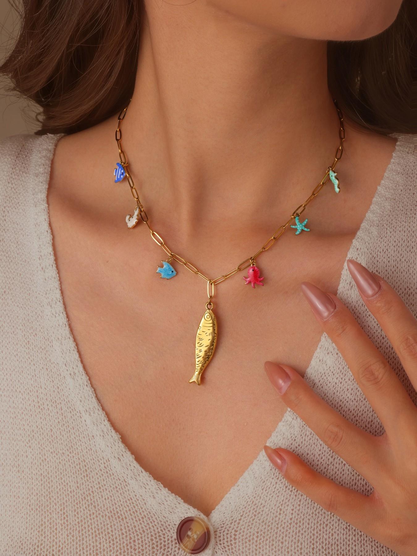 Unique Design Enamel Ocean Fish Sun Seahorse Starfish Charm Gold Necklace Lightweight All Season For Women Vacation Wear