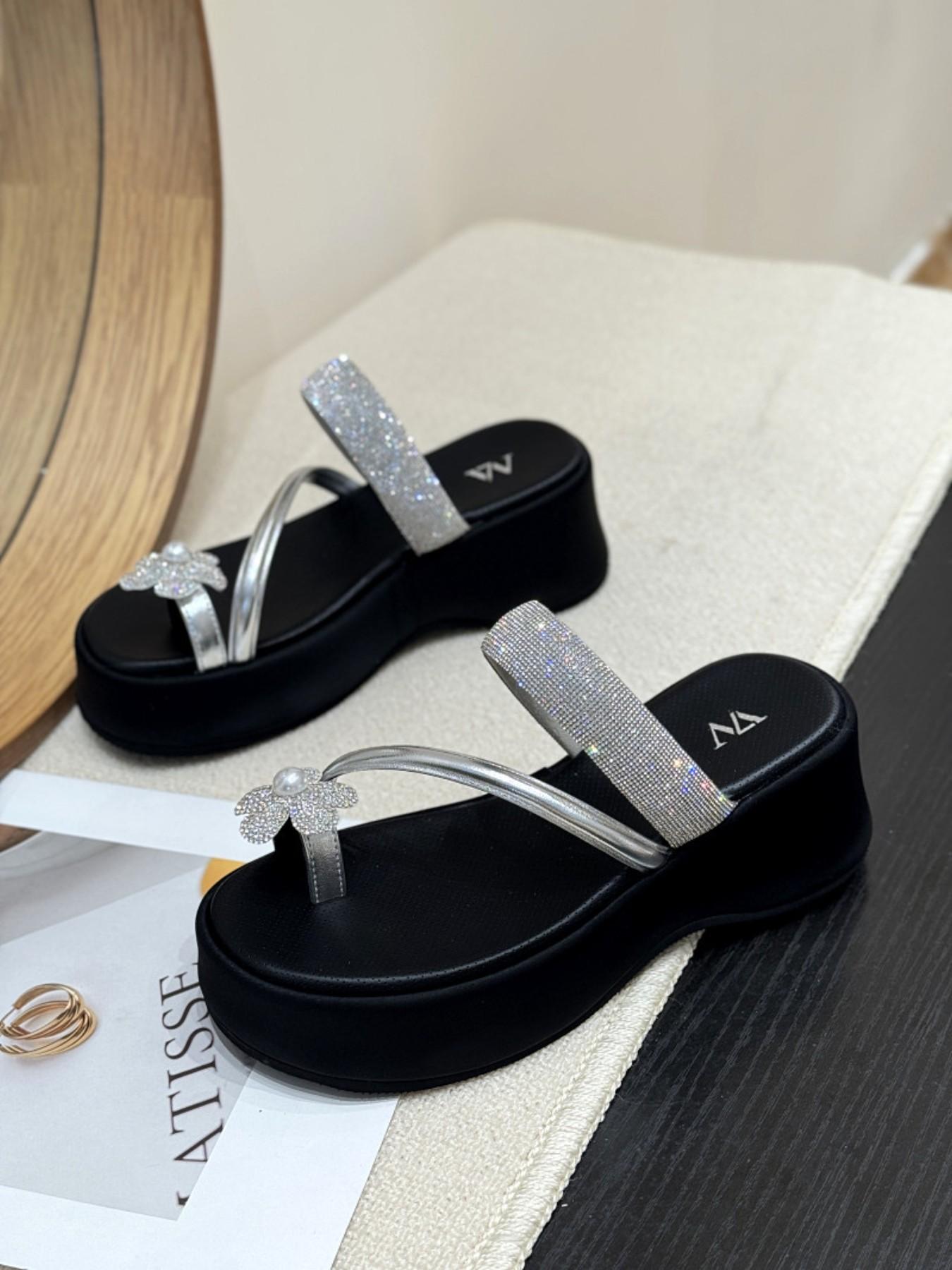 Full Rhinestone Braided Strap + Pearl Water Drizzle Flower Decoration, Clip-On Wedge Thick Sole, Soft Fairy Style, Enhances Leg Length