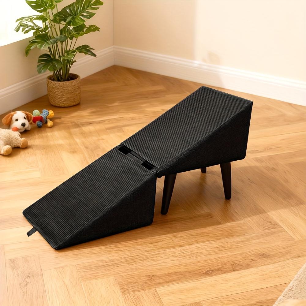 A spine-protecting, anti-injury dog staircase with a stable structure, soft and anti-slip, folding and storage, suitable for corgi, Xi Shi, elderly teddy, home living room, bedside, camping and pet steps