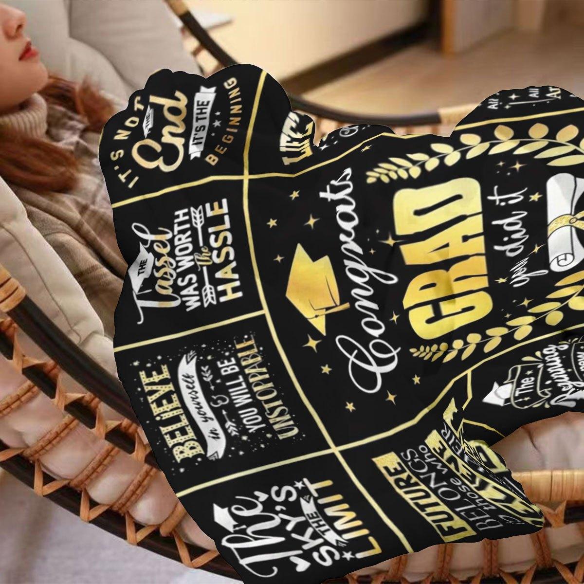 Flannel Blanket Featuring Graduation Quotes - Design with 'Congrats Grad' And Motivational Phrases, Made from Soft Material, Suitable for All Seasons, an Ideal Present for Beds, Perfect for Unique Gifts for Loved Ones (Christmas, Halloween