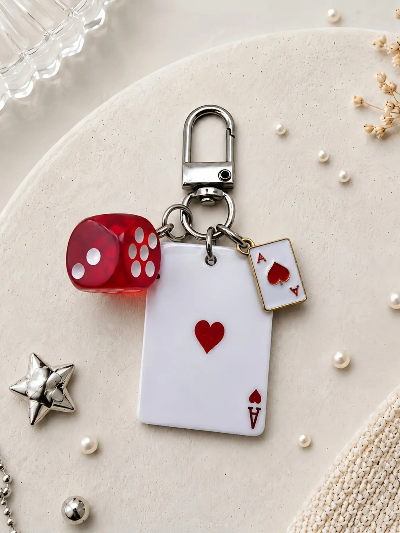 Red door clasp design