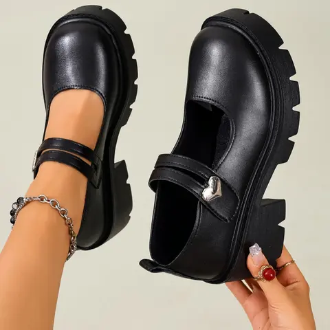 Women's Thick Sole Heart Buckle Round Toe Mary Jane Shoes, Fashion Outdoor Versatile Style, Suitable for Daily and School Wear