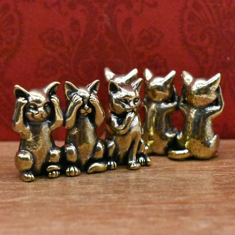 Copper Cat Statue Figurine, Fun Cute Design, Craftsmanship Detail, Home Tea Pet Desktop Decoration, Collectible Item for Cat Lovers