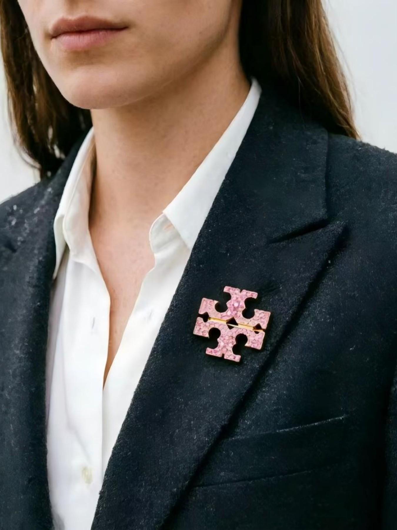 Women's Elegant Lapel Brooch Pin, Multifunctional Suit Jacket Dress Accessory, Suitable for Spring and Autumn Seasons
