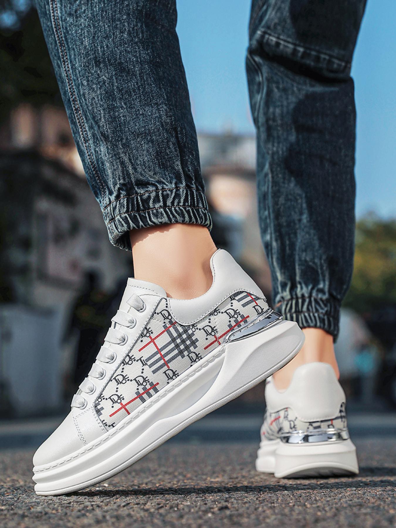 Men's white checkered print thick-soled sneakers, lace-up breathable casual sneakers, trendy versatile height-increasing sports shoes