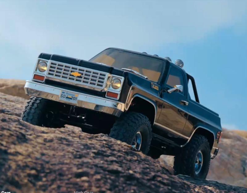 FMS 1/10 RC Crawler FCX10 Chevy K5 Blazer RS (does not come with Charger and battery) RC Car Officially Licensed Car Model RC Pickup Truck Hobby RC Offroad Rock Truck DIG/4WD/FWD 11CH 2.4GHz Remote Control Car for Adults Included Gifts