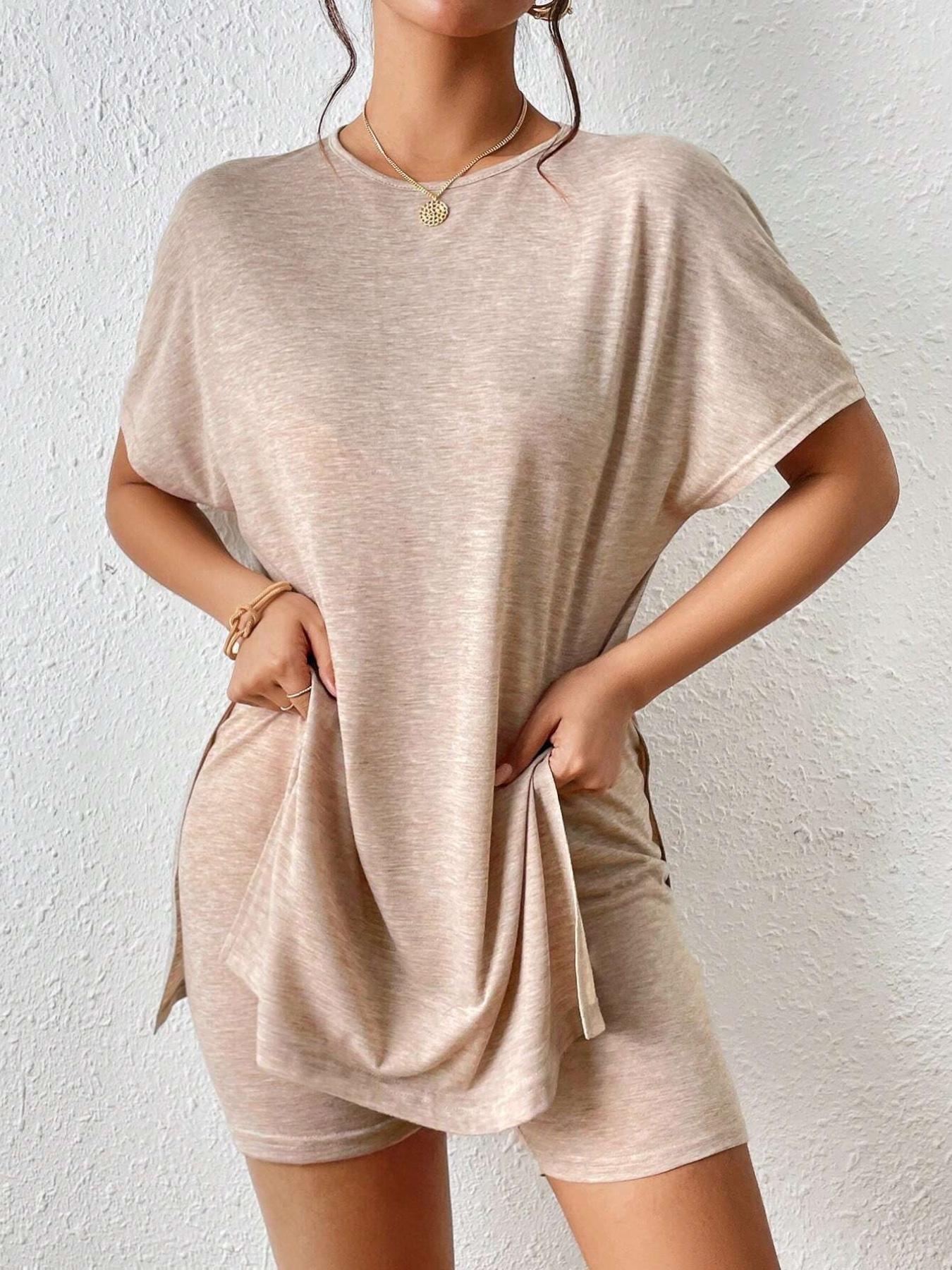 Women's Summer Casual Set, Plain Comfortable Split Two-Piece, Batwing Sleeve Round Neck T-Shirt + Tight Short Pants, Youthful Trendy