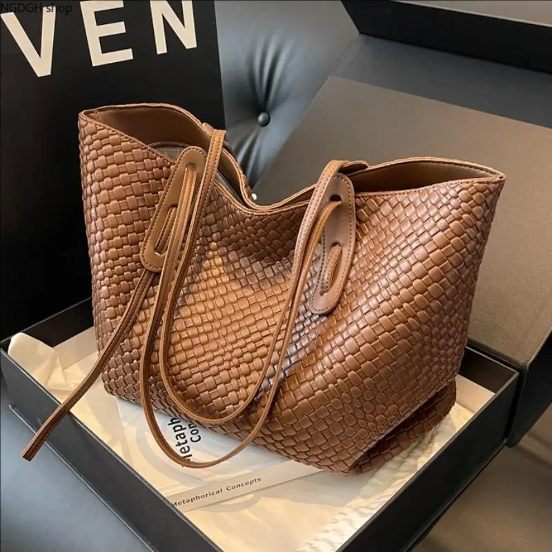 Large Woven Leather Tote Bag for Women, Soft Interwoven Slouchy Shoulder Bag, Classic Retro Basket Weave Handbag for Work Office, Roomy Travel Daily Commute Satchel Purse with Pouch, Tan Brown