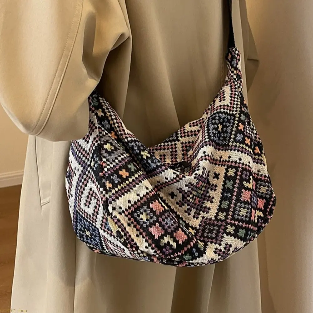 2026 New Large‑Capacity Pixel Grid Dumpling Crossbody Bag for Women, Ins Popular Versatile Ladies Single Shoulder Sling Purse