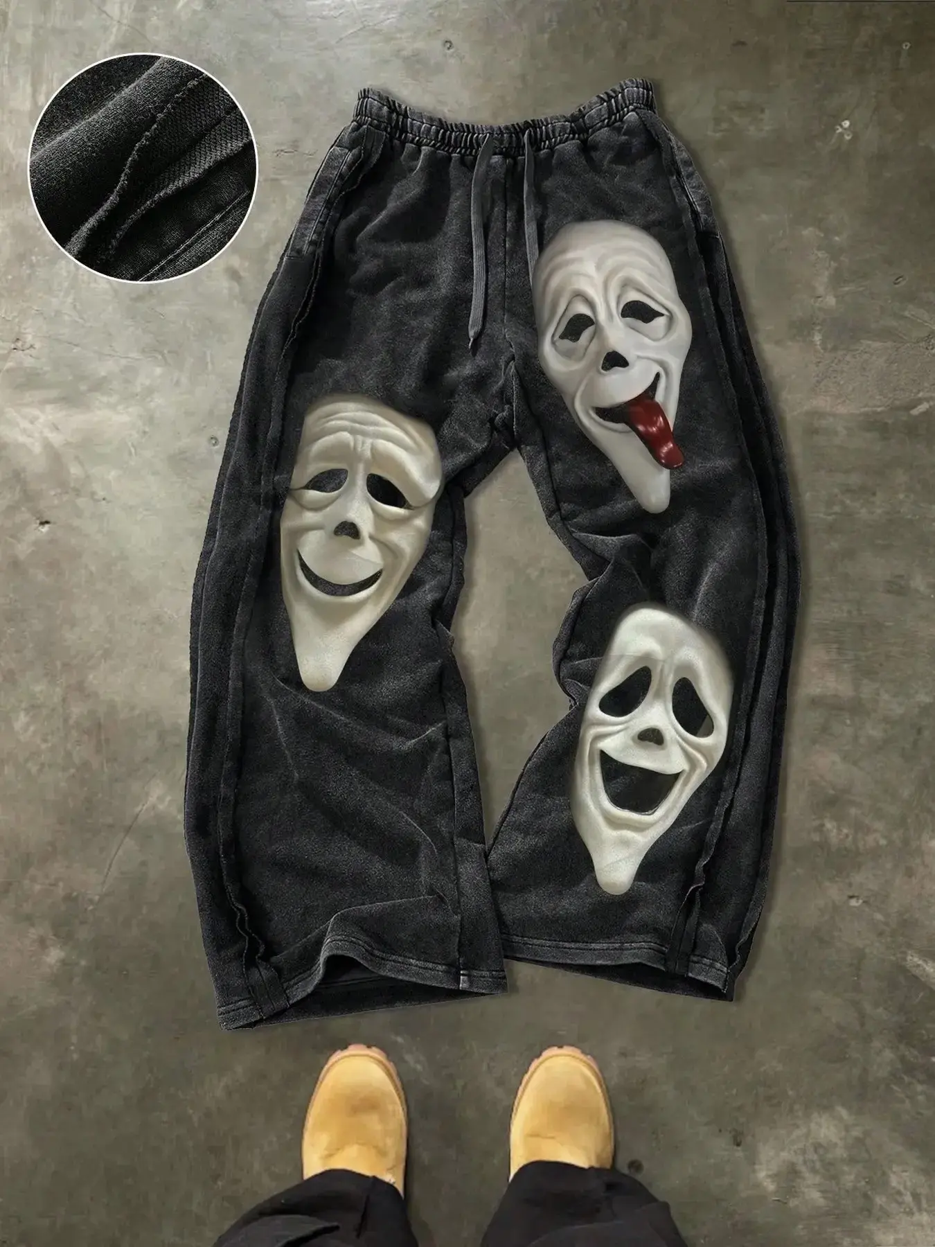 Vintage Washed Ghost Face Mask Wide Leg Oversized Sweatpants for Men, Halloween Scream Mask Street Style Loose Fit Casual Long Pants