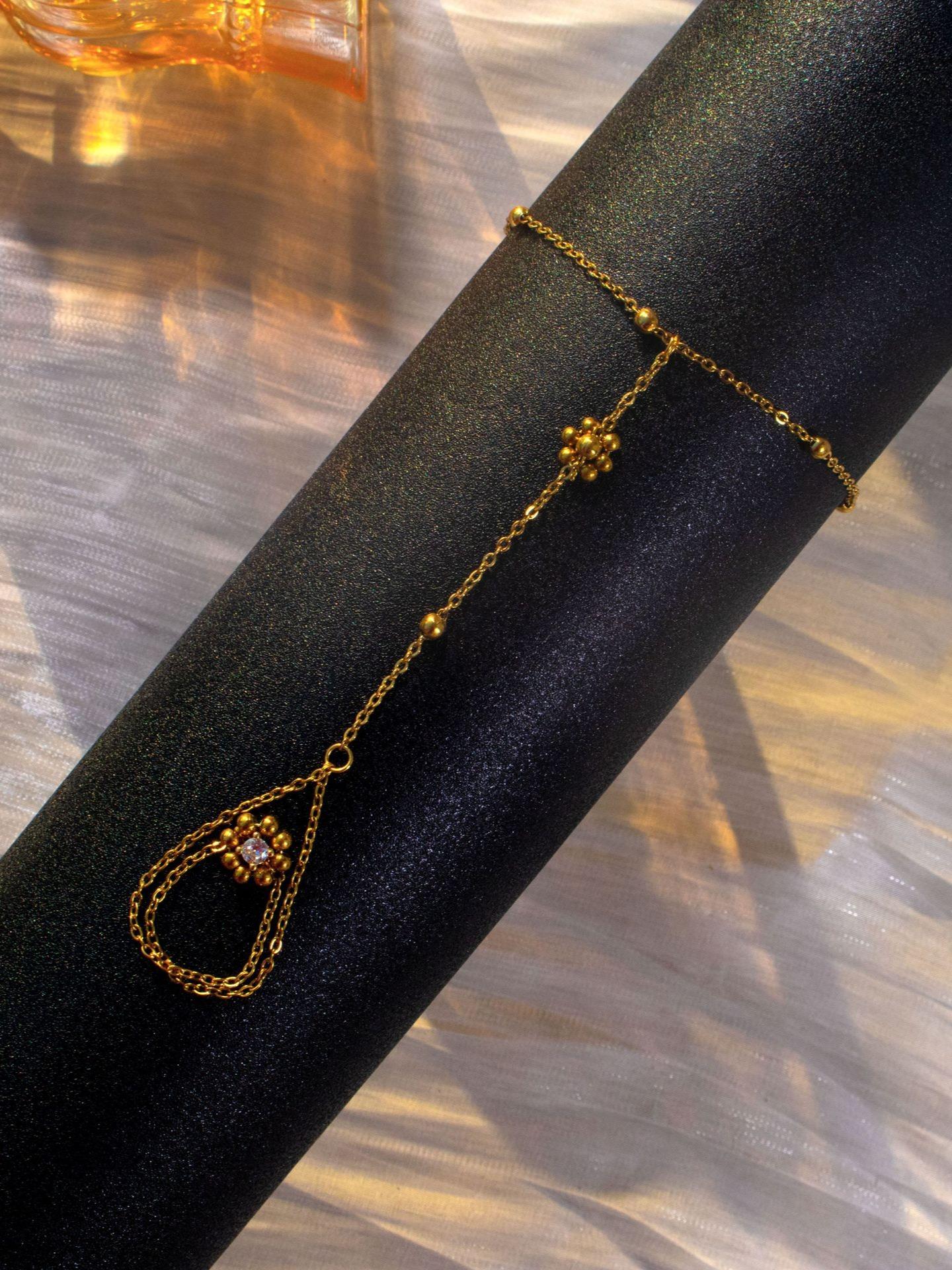 Elegant Zirconia Beaded Gold Pearl Flower Stainless Steel Bracelet, Fashionable Versatile Unique Design Jewelry Accessory