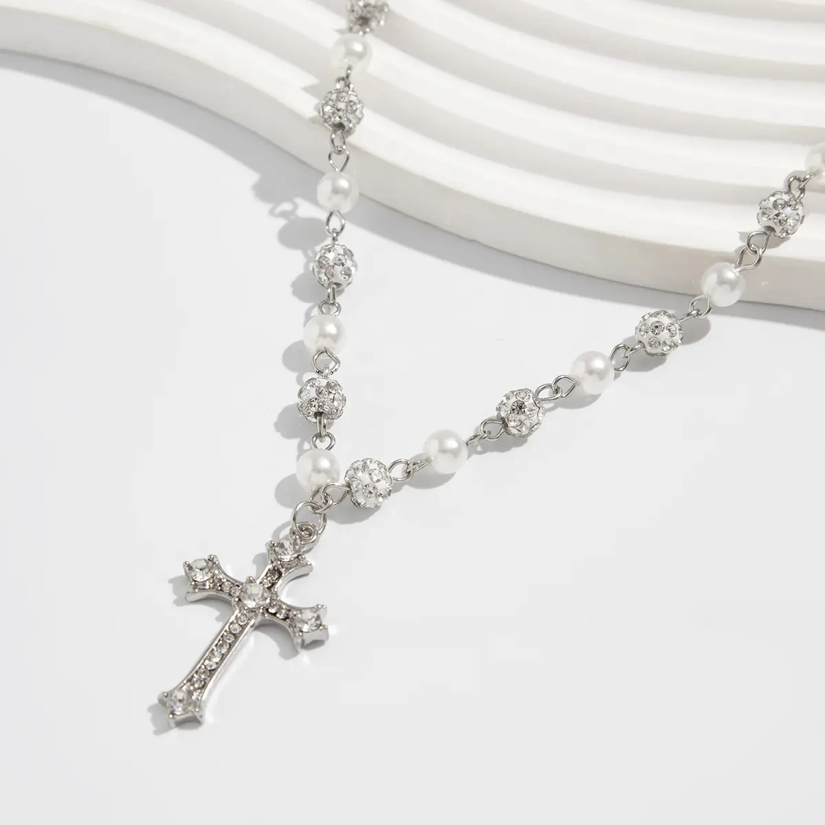 QUEENDO Full Diamond Cross Pearl Necklace ISN Style Hip Hop Personality Summer New Fashion Accessories funky unique accessories gifts for women gf giftgifts for women non tarnish jewelry funky unique accessories