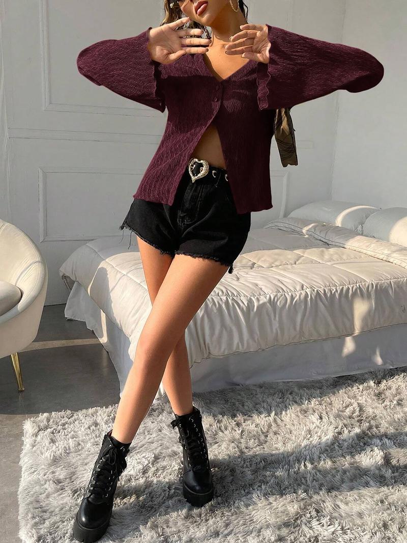 Women's Solid Color Bell Sleeve Blouses, Casual Elegant Long Sleeve Top for Daily Wear, Ladies Clothes for All Seasons