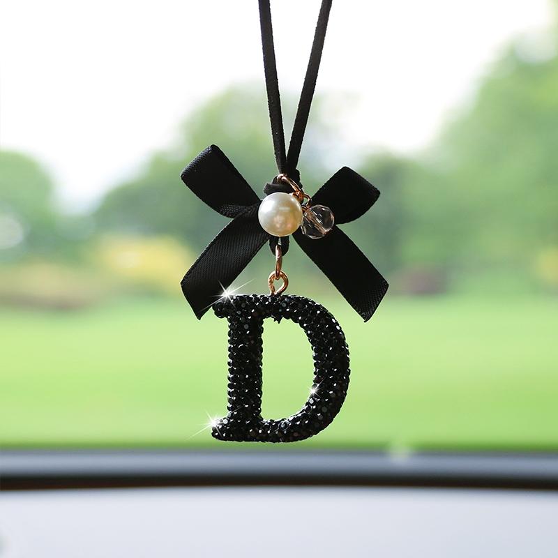 Fashion Bow Car Pendant, Letter Design Rearview Mirror Decoration, Perfect Gift for Holidays & Birthdays, Elegant Auto Accessory, Girly Car Accessories