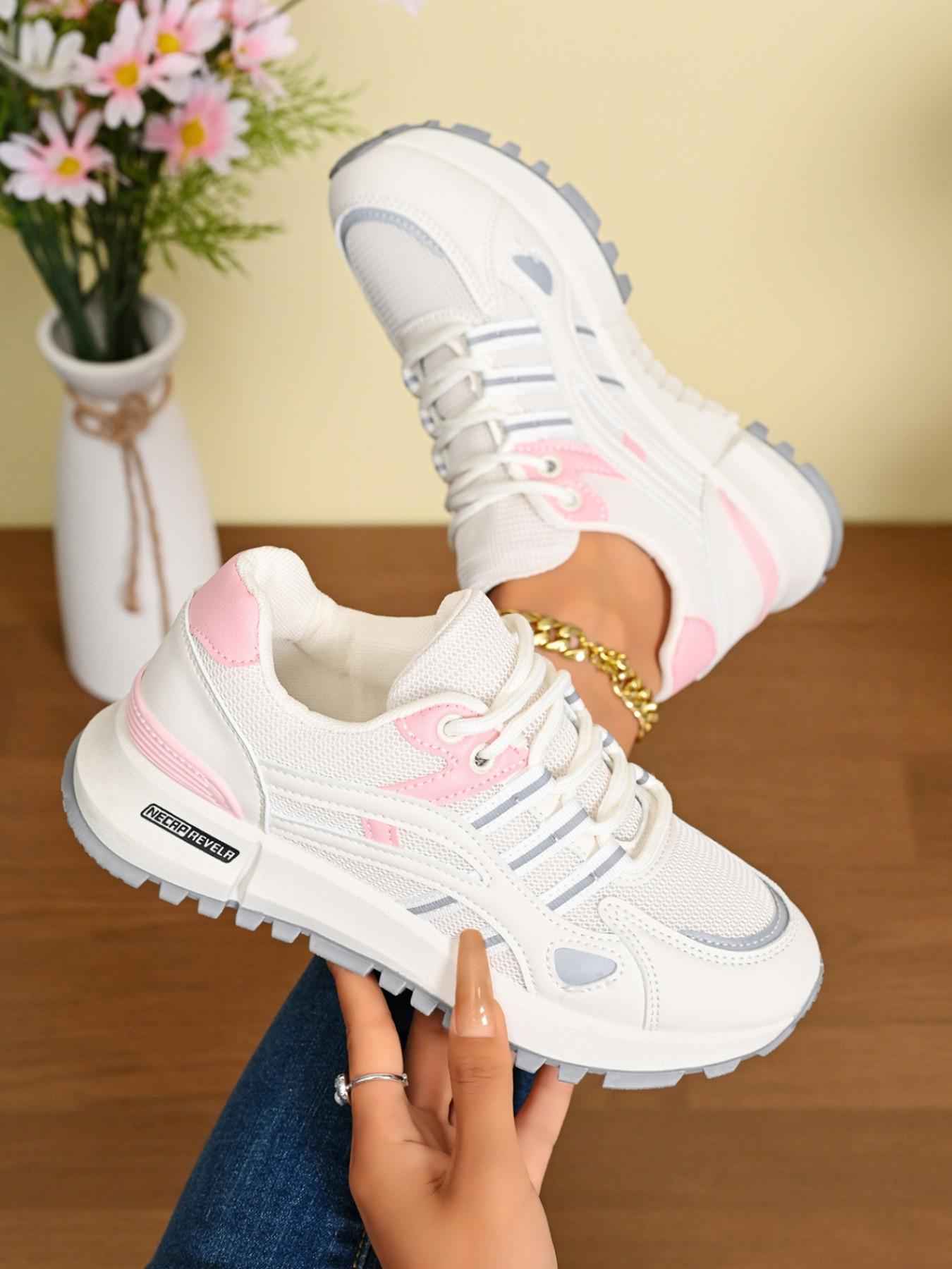 2026 Fashionable Multi-Color Aggressive Shoes, Thick Sole Heightening Casual Sports Shoes, Breathable Anti-Slip Dad Shoes for Women, Sneaker