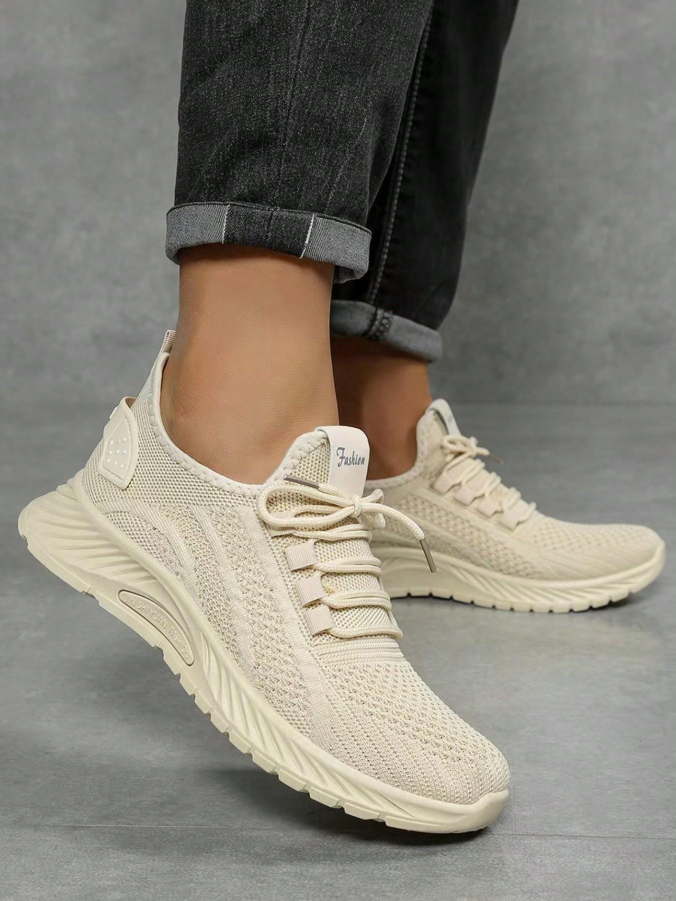 Women's Hollow Fly Knit Lace-Up Low Top Platform Walking Sneakers, Fashionable running shoes, Breathable Lightweight Non-Slip Thick Sole Casual Athletic Knitted Running Shoes for Daily Jogging, Shopping & Outdoor Activities