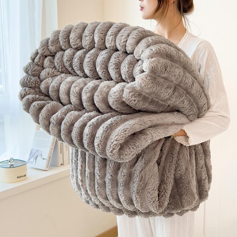 Luxurious Faux Rabbit Fur Throw Blanket - Soft, Warm & Cozy for Couch, Bed, Office, and Travel - Versatile All-Season Gift,Ideal for Bed,Couch, Travel,Camping, All Seasons,Home Bedroom Decor Plush Outdoorfun,Summer Aesthetic