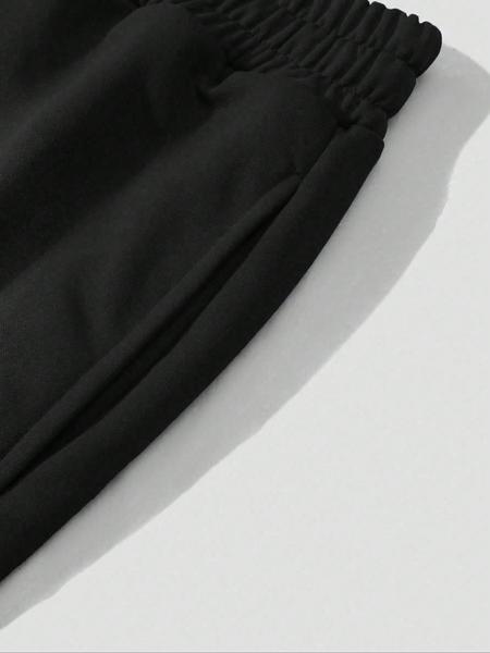 Two-Piece Set Men's Star Print Short Sleeve Tee & Drawstring Waist Shorts Set, Regular Fit Casual Round Neck T-shirt & Track Shorts, Men's Summer Clothes