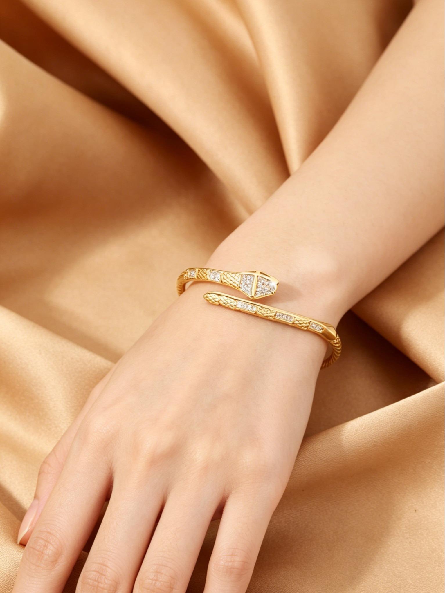 Elegant Snake Design Open Bracelet, Unique Zircon Stone Head, High-End Jewelry for Commuting and Dates, Stylish Accessory for Women