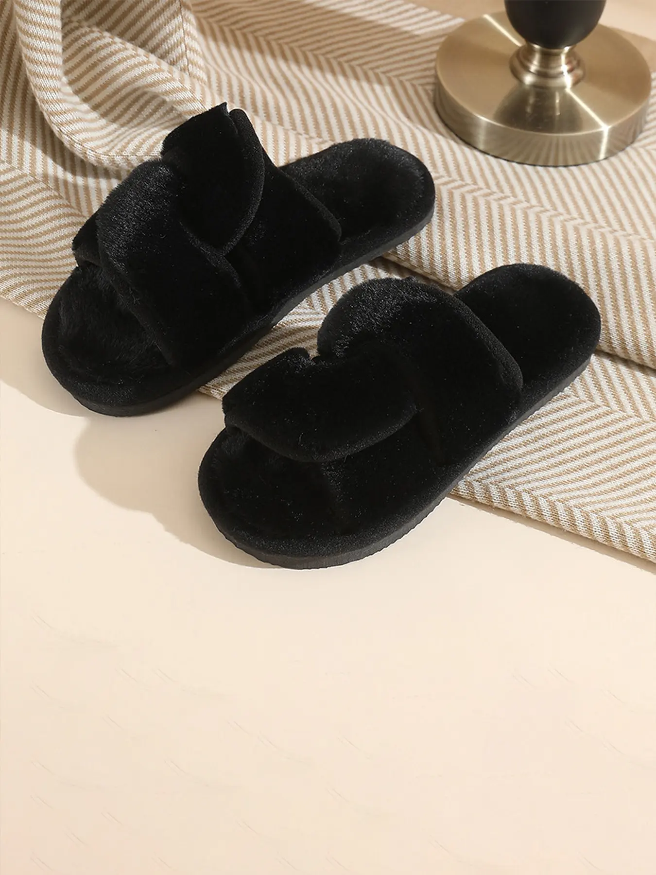 Warm Fluffy Open Toe House Slippers for Women Criss Cross Band Design Soft Plush Lining Non-Slip Flat Sole Cozy Indoor Bedroom Slides