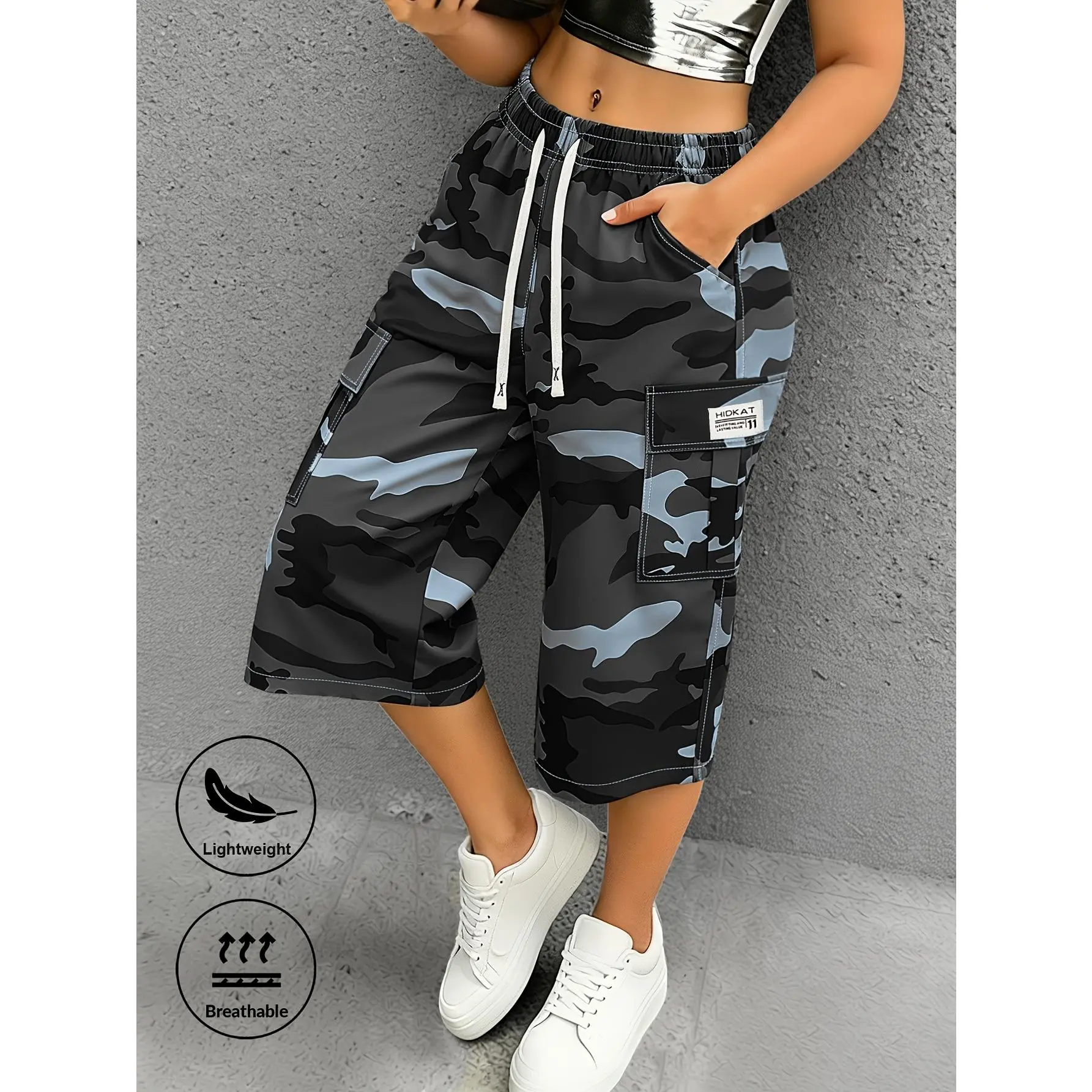 Women's Camo Cargo Capri Shorts, Edgy Y2K Street‑Style Lightweight Breathable Fabric, Elastic Drawstring Waist & Multi Flap Cargo Pockets with Brand Label, Loose Capri Pants for Summer Outdoor Strolls & Daily Errands