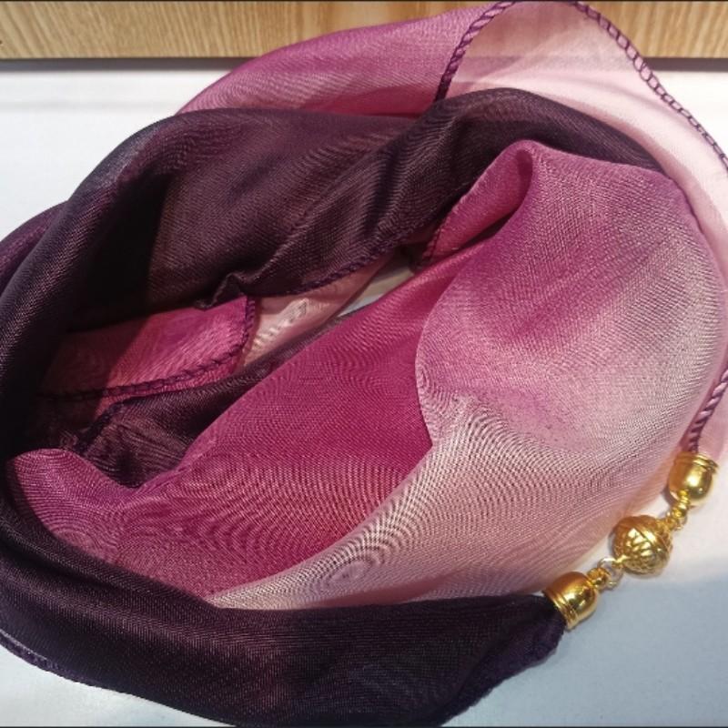 1 Piece Lightweight Rainbow Gradient Gold Ball Magnetic Scarf, Fashionable Shirt Accessory, All-Season Wear, Perfect Gift for Wife and Mother