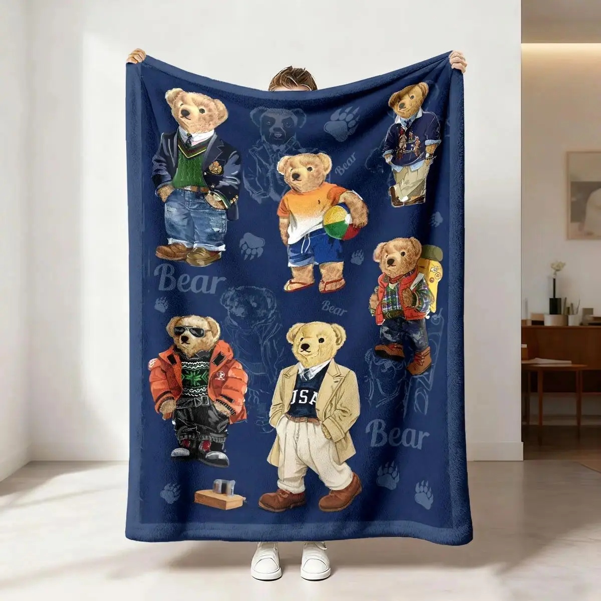 Polyester Flannel Teddy Bear Themed Throw Blanket - Soft, Warm, Skin-Friendly, Lightweight, Multifunctional Animal Print Bear Claw Design - Cute Home Decor Gift for Girls (Sofa, Bedroom Use)