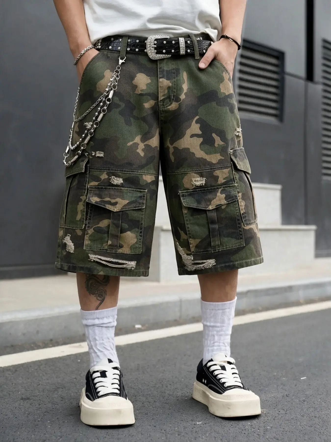 Men's Vintage Camo cargo shorts, Retro American Streetwear, Loose Fit Above Knee, Multi-Pocket, Summer Casual, All Seasons