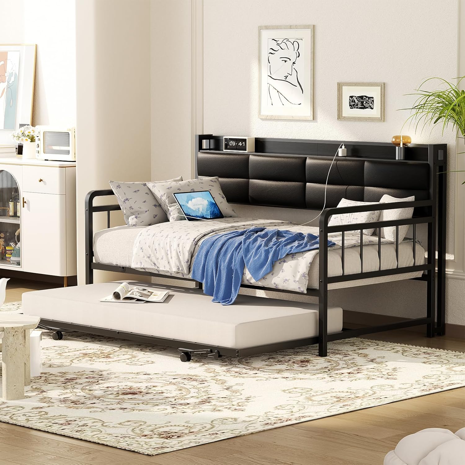 Daybed with Upholstered Headboard and Charging Station, Twin Day Bed with Trundle, Sturdy Metal Pop-up Trundle Bed for Living Room, Bedroom and Guest Furniture Luxury Home Design Modern unique  bedroom  furniture